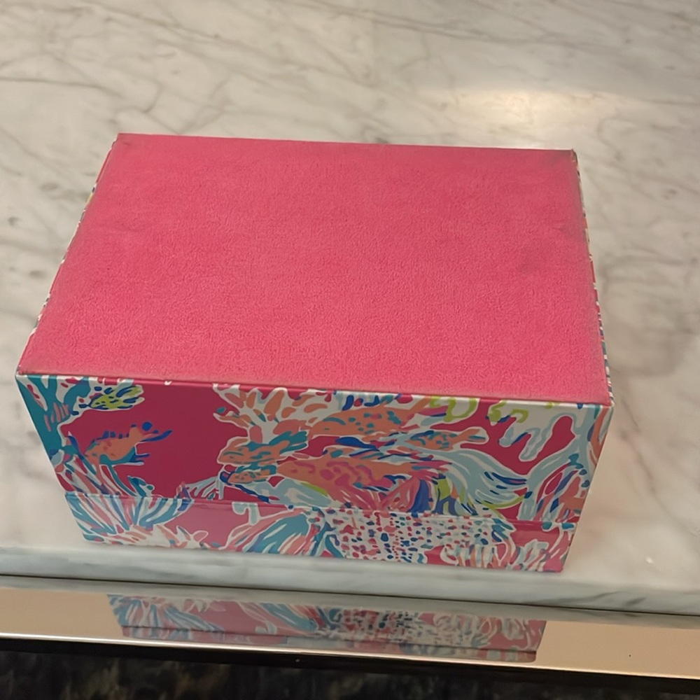 Lilly Pulitzer Jewelry Box - Picture 4 of 6